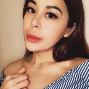 Meet your Posher, Jenny